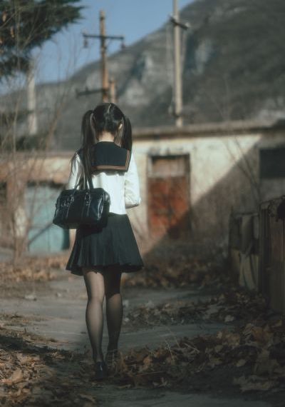 青久久久_BD英语高清视频播放