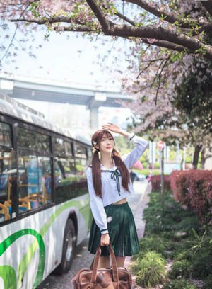 右边四女的资料_4K完整版观看
