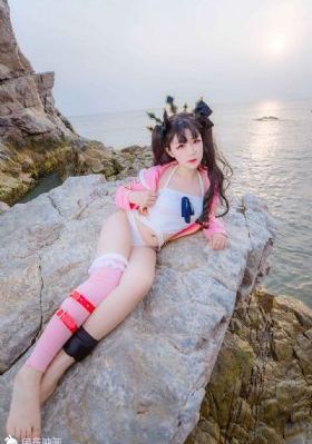 美女自慰毛逼_超清免费在线播放