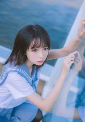 免费看美女全身_BD英语高清免费观看